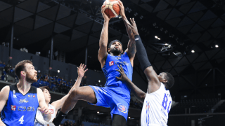 島根のビュフォードとケイがダブルダブルで快勝…琉球と2ゲーム差のまま第2戦へ