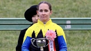 【AJCC】キング「皆様のサポートのおかげで勝利出来た」外国人女性騎手JRA平地重賞初制覇