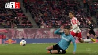 まさかのブチギレ… あれでファウルかよ！審判どこ見てんだよ！ 背後からイヤらしい追い方→相手を吹っ飛ばした瞬間　判定にイラついた神童が怒りまくる