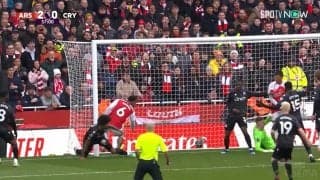 「どうした？」「本当にすごいぞ」ブラジル代表DFがストライカー級の大暴れ！相手のマークを振り切り体ごとゴールに突っ込んだ決定的瞬間「ガブリエウが止まらない」