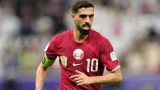 「名波さん思い出した」「今大会ベストゴール」カタールの10番がCKをダイレクトボレー！珍セレブレーションにも注目「試合中に胴上げするなんて」