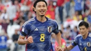 「キャラがよく出てる」「後輩力が高すぎ」誕生日に手荒い祝福受けた南野拓実、企画したのは誰？「サッカー選手じゃなくても絶対大成してた」