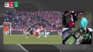 あわや誤審のピンチ…「どこの場面だよ！」「何が起きたの？」 VARチェックでゴールが取り消された瞬間　混乱したファンが大どんでん返しにブチギレ