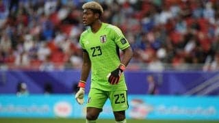 続けざまに起きた差別、FIFA会長「自動敗北が必要」と防止策検討　日本代表GK鈴木彩艶、ミラン守護神も被害【アジア杯】