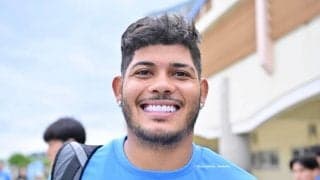 「噂通り太ももすげえ」J1川崎に新加入ブラジル人FWの「強靭過ぎる体躯」に驚愕の声続々！ どよめきと拍手すら起きた「フィジカルゴリゴリゴール」の瞬間