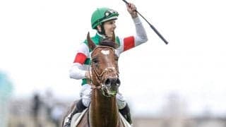 最優秀3歳牡馬に選出されたタスティエーラ キャロットファーム黒田真知子氏「すべての方のおかげだと思っております」/JRA賞授賞式