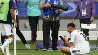 逆転ゴールを祝ったエースがまさかの退場…逆転負けのイラク指揮官は一貫性のない判定に怒り「彼らも似たようなものだったがカードはなかった」