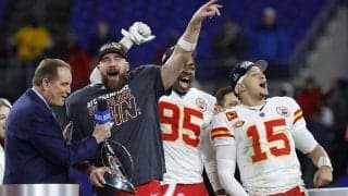 【NFL】スーパーボウル間近、一部ファンのテイラー・スウィフト批判にNFLレジェンドが反論「彼女は大切な人を支えているだけ」
