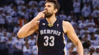 グリズリーズで数多くの球団記録を保持するマルク・ガソルの背番号33が永久欠番に