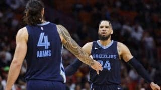 アダムズがロケッツへ移籍…グリズリーズ時代の戦友は「彼はすごく楽しみにしていた」