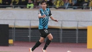 山根視来が新本拠地で吉田麻也と先発出場、片鱗見せるも本領発揮はお預けか