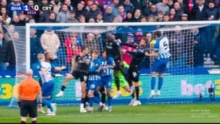 「かっけえ！」三笘薫不在のブライトン、主将ダンクの先制弾から4発大勝！デ・ゼルビ監督体制100ゴール目のメモリアルゴールは「止めればいいのに止められない」「みんな嬉しい」