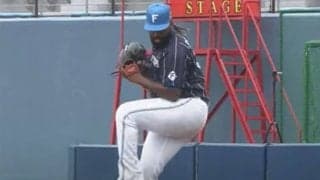 もう161キロ計測「えげつないピッチャーやな」　新庄監督も笑顔…日本ハムに秘密兵器