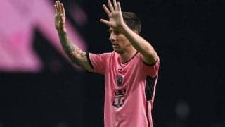 「まさかの雪」「こんな寒い時に」インテル・マイアミが来日！メッシは出待ちしていたファンに手を振る場面も