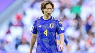 「やっぱり笑顔が似合います」板倉滉のボルシアMG“おかえり映像”が心温まる！「チームメイトの出迎え方大正解で泣ける」「笑顔がみれて嬉しい」の声