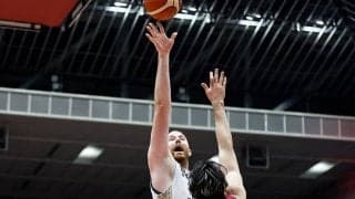 天皇杯準決勝の前哨戦は琉球ゴールデンキングスに軍配…リバウンド数で川崎ブレイブサンダースを圧倒