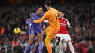 「バウンドさせるな！」リヴァプール・レジェンドが後輩ファン・ダイクに喝！痛恨ミスからの失点シーンに「絶対に許されないミス」