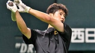 立浪監督が直接指導…中日の鍵握る“戦力外男”　中田翔だけじゃない専門家期待の強打者