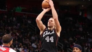 先発陣にケガ人が続出中のニックスがピストンズからボグダノビッチとバークスを獲得