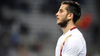 サレルニターナが元ギリシャ代表DFマノラスの獲得を発表