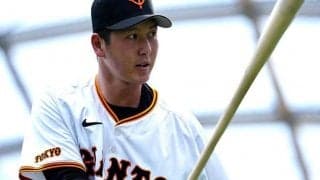 松井秀喜氏、秋広に打撃指導　背番号「55」の後継者…アドバイス求め歩み寄る