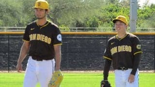 メモなしで英語＆スペイン語…松井裕樹が見せた語学力　地元メディアも拍手の2分間