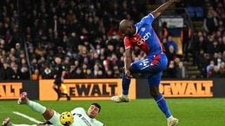 負傷交代のチアゴ・シウバ…チェルシー指揮官は「鼠径部に違和感」と説明、一方グストについては「疲労があっただけ」