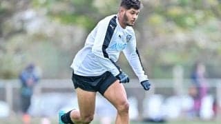 「逆足でこれかよ」「バケモンすぎる」川崎の新加入ブラジル人FWの「相手を翻弄する技術→逆足なのに強烈シュート映像」に驚愕の声続々！ ACLで見せた“怪物の片鱗”プレー