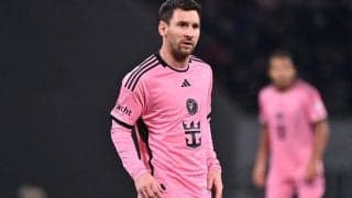 日本のファンも沸かせたメッシのプレー、左足1本の妙技に海外メディアも注目「これぞメッシだ」