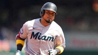 断トツ首位打者なのに…2億円を争い球団に敗北　公聴会まで縺れた“銭闘の結末”