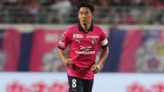 「最強コンビ」「カッコいい！」開幕控える香川真司がレア2ショット！ 俳優・小栗旬と笑顔で筋肉披露の2ショット「2人ともすごい」