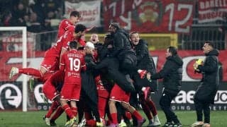 ヨビッチ退場のミラン、一時2点差追いつくも最終盤の2失点に沈み10戦ぶり黒星【セリエA】