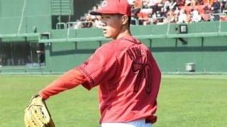 人的補償で加入、広島19歳逸材の“可能性”　本人「全く駄目」でも…コーチ絶賛のワケ