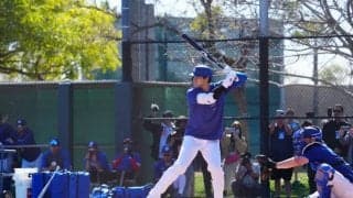 大谷翔平が”移籍1号”　実戦打撃再開でバックスクリーン右へ弾丸アーチ…ファン喝采