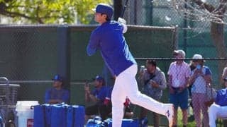 大谷翔平に“弾丸1号”打たれ「嬉しいよ」　失投自虐に報道陣爆笑「だからあれだけ飛んだ」