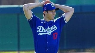大谷翔平は「どこを取っても絵になる」　練習中もコロコロ…“七変化”に「目が離せん」