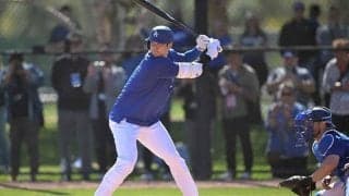 大谷翔平の「痛そうな声が」　順調調整中に苦悶…“場内ヒヤリ”の一幕に心配殺到