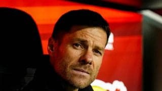 シャビ・アロンソ監督のレバークーゼンが今季公式戦無敗を継続中 かつての名ボランチが仕込んだ「ビッグクラブ的な戦術」とは？