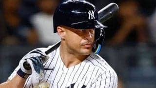 “激ヤセ”の489億円男に戦々恐々　普通の動きに不安の声「ホラー映画より怖い」