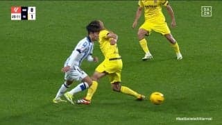 「うますぎる」久保建英、スペイン代表MFを手玉に取る圧巻“股抜き”テクニックにスタジアム騒然 絶妙過ぎる間合いとタイミングで相手をかわし切った瞬間