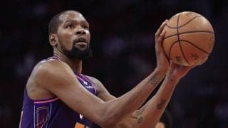 「13、14歳の頃から憧れてきた」カーメロを超えたデュラントが通算得点で歴代9位へ浮上