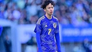 「天才すぎ」「洒落てるなー」伊藤涼太郎のテクニカルな逆足“オシャレループ弾”にファン興奮！「涼太郎らしい遊び心！」「黄色ユニやし香川感あるな」などの声