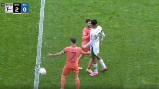 史上最悪レベルの大乱闘に続き… 数分後に2度目の大乱闘が発生！スローインのボールを返さない→怒りが収まらない両チームが再び揉める瞬間　とにかくイライラするから殺り合いたい