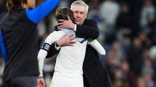 スーペルゴラッソのモドリッチにアンチェロッティ監督「ベンチに置いておくのはつらい」 注目の去就は？