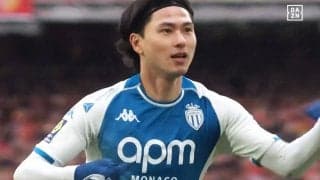 「次の子供の名前はタクミにするよ」南野拓実の劇的ゴラッソに海外ファンも大興奮！「神だ」「無からゴールを生み出した」「ミナミノの試合だった」など絶賛続々