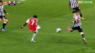 「もはや惨い」「理不尽！」キュンキュン切り返し→針の穴を通す一撃の決定的瞬間 アーセナル・エースの５試合連続７点目にファン大興奮「怪物だ」「なんでそれが入る？」