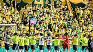 「バスから降りて警備の人に握手」千葉のブラジル人MFのスタジアム到着直後の“まさかの行動”が話題！「尊すぎる」「コミュ力お化けと言う評価の真髄をみた」の声