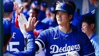 大谷翔平、いきなり“ド軍1号”　逆方向弾に場内喝采…デビュー戦は3打数1安打で交代
