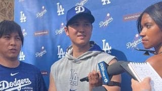 大谷翔平、日米初の一塁手へ準備「そうなってからでは遅い」　外野手グラブも用意