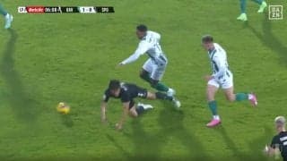 守田英正が倒されて大乱闘が発生！「怖すぎる」「乱闘参加が早い」 ブチギレた仲間が相手選手を羽交締め→血の気が荒い両軍選手が入り乱れる緊急事態